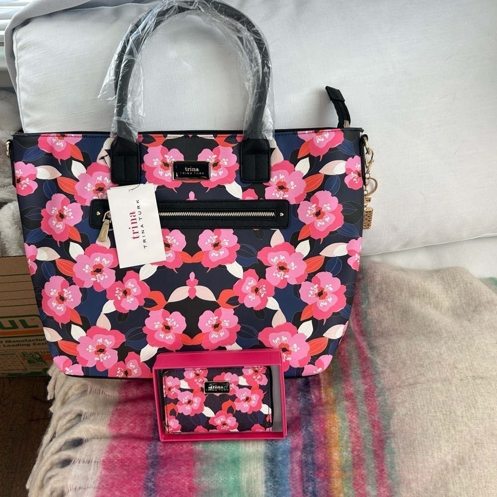 Trina Turk Bundle. NWT